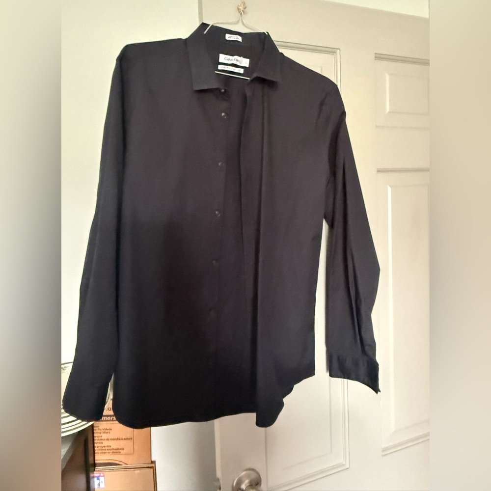 Calvin Klein Men’s Black Button-Up Dress Shirt